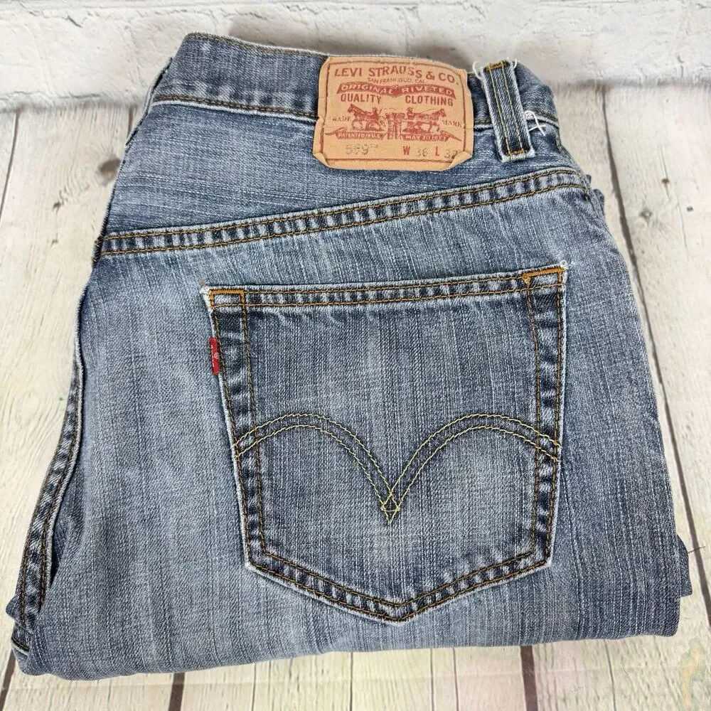 Vintage Levis 559 Jeans Mens 36x32 Blue Loose Straight Leg Pants Actual 35x32